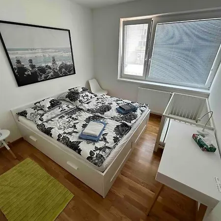 Apartament Trojizbovy Vzdialeny 800 M Od X Bionic Shere S Dvoma Kupelnami *