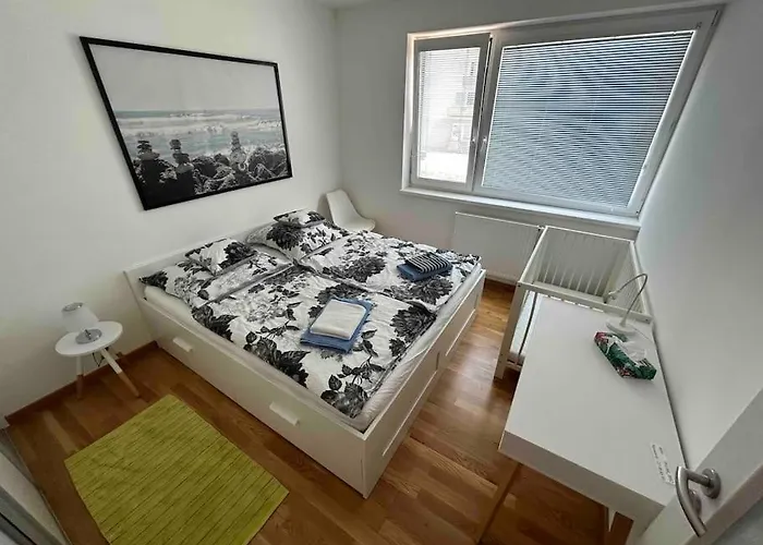 Appartement Trojizbovy Vzdialeny 800 M Od X Bionic Shere S Dvoma Kupelnami *
